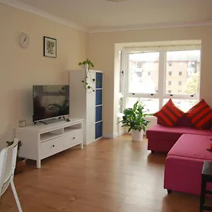 3 Bed Flat Close To And The Meadows Apartment Edinburgh